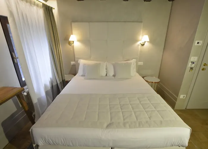 P 1779 Bed & Breakfast 3*